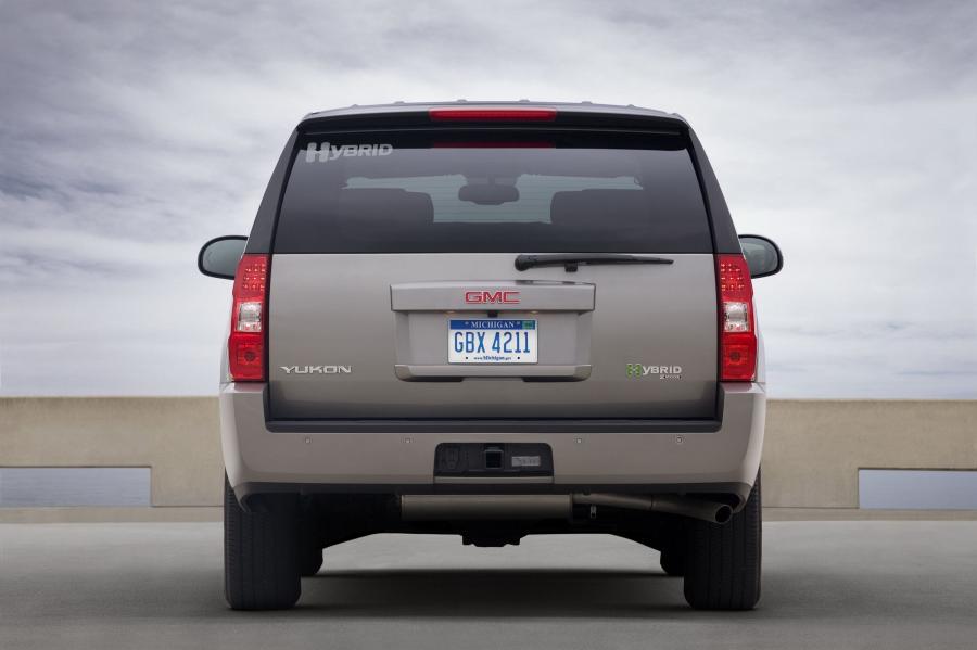  GMC Yukon Hybrid 2008 года  (фото 18 из 25)